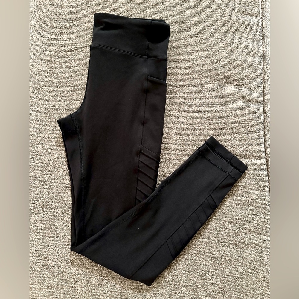Athleta girl Moto-vating tights black size XL/14